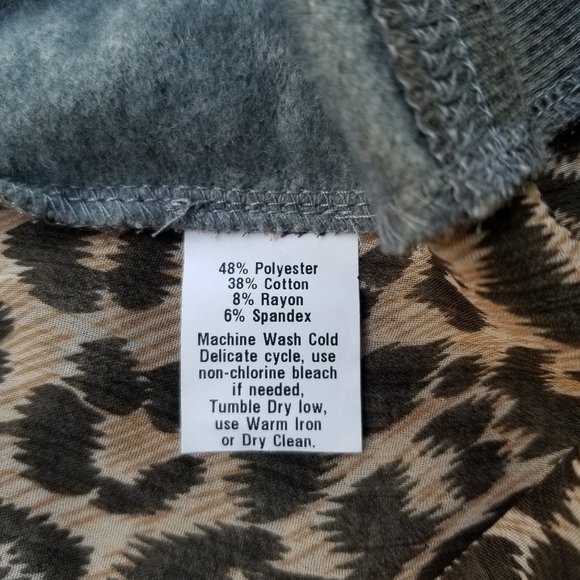 NWOT LOVE, ZOEY GRAY, SHEER CHEETAH BACK SHIRT - Picture 8 of 9